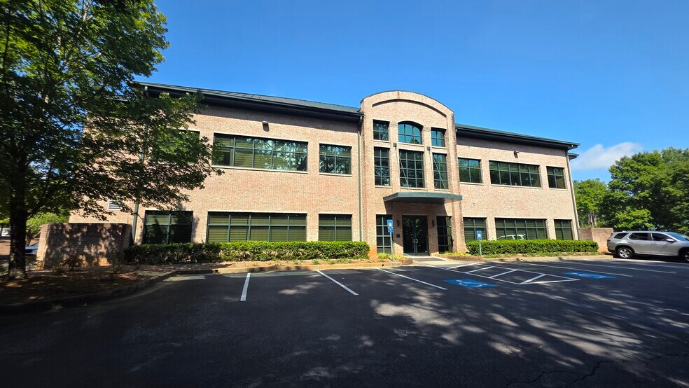 More Photos Of 5825 Medlock Bridge Pky, Johns Creek Loft Creative Space For Sale
