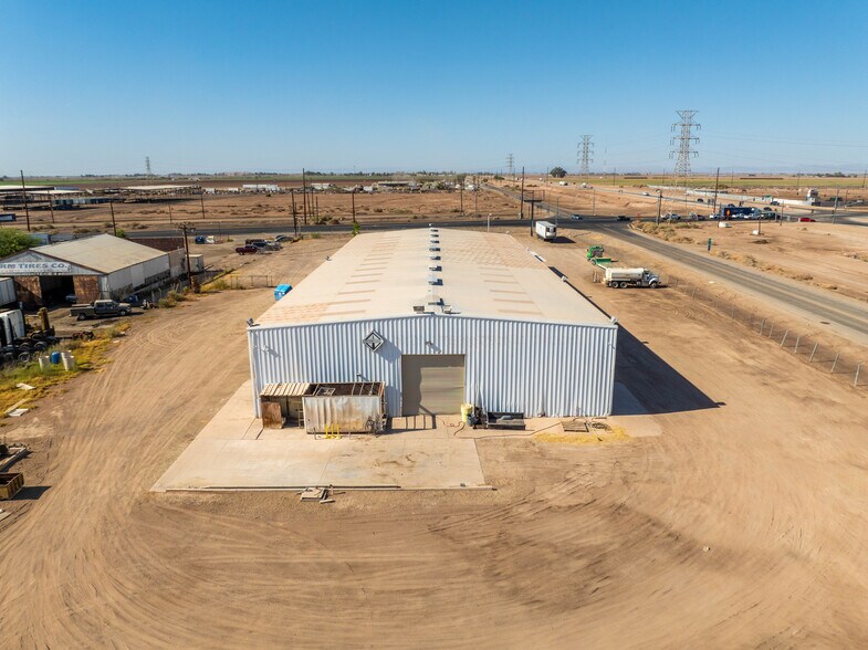 More Photos Of 397 E Evan Hewes Hwy, El Centro Auto Repair For Sale