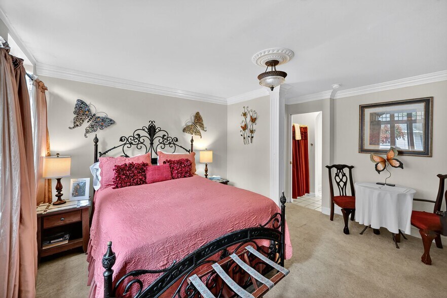 More Photos Of 620 El Salto Dr, Capitola Hospitality For Sale