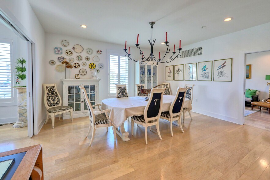 More Photos Of 205 E Savannah Rd, Lewes Specialty For Sale