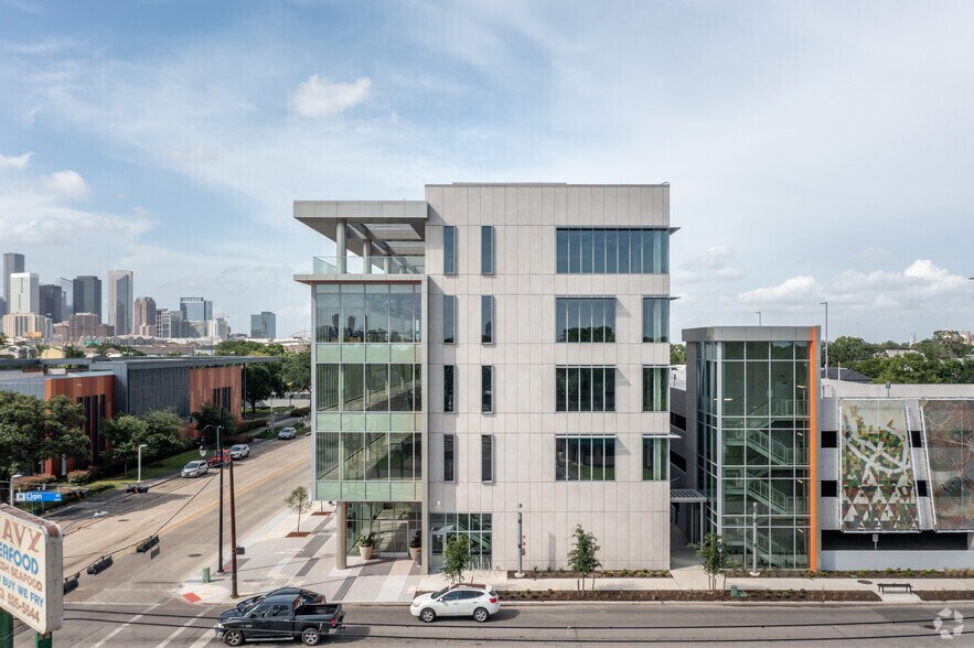 More Photos Of 3131 Emancipation Ave, Houston Office For Lease