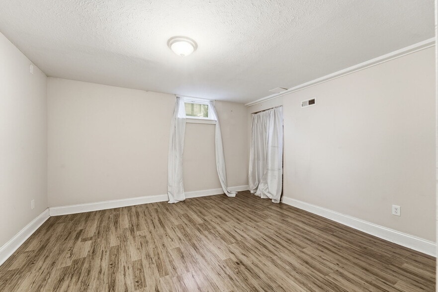 More Photos Of 3124 E 29th Ave, Spokane Office For Sale