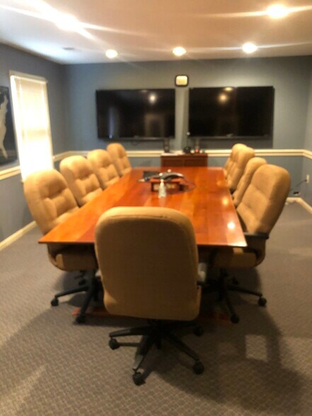 More Photos Of 891-899 Harrison St SE, Leesburg Office For Sale