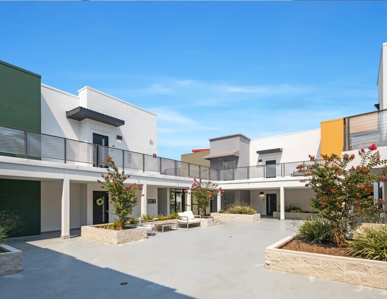 More Photos Of 1300 W Mission Blvd, Pomona Apartments For Sale