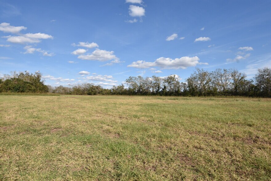More Photos Of 201 County Road 224, Wharton Land For Sale
