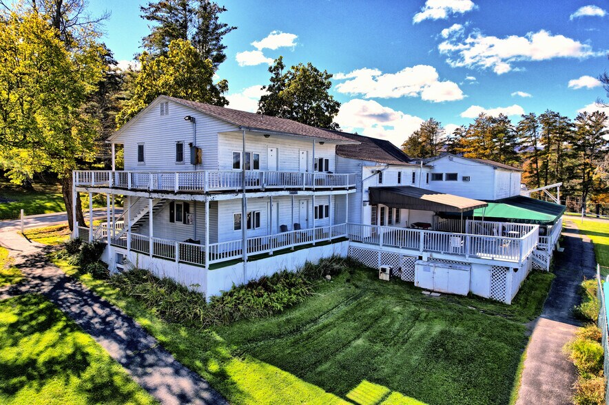 More Photos Of 118 Golden Hill Rd, Cornwallville Hotel For Sale