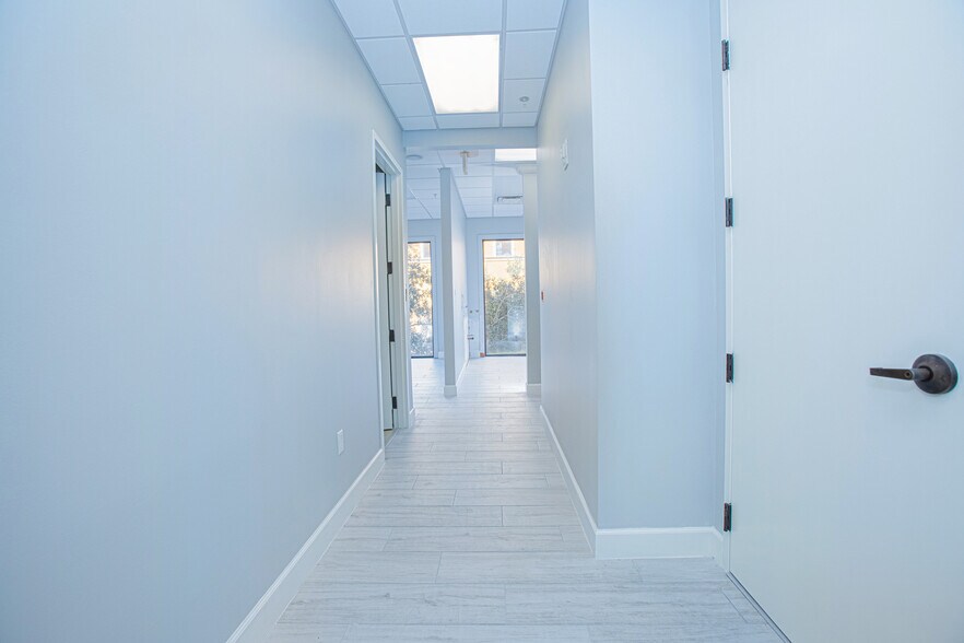More Photos Of 6996 Piazza Grande Ave, Orlando Office For Lease