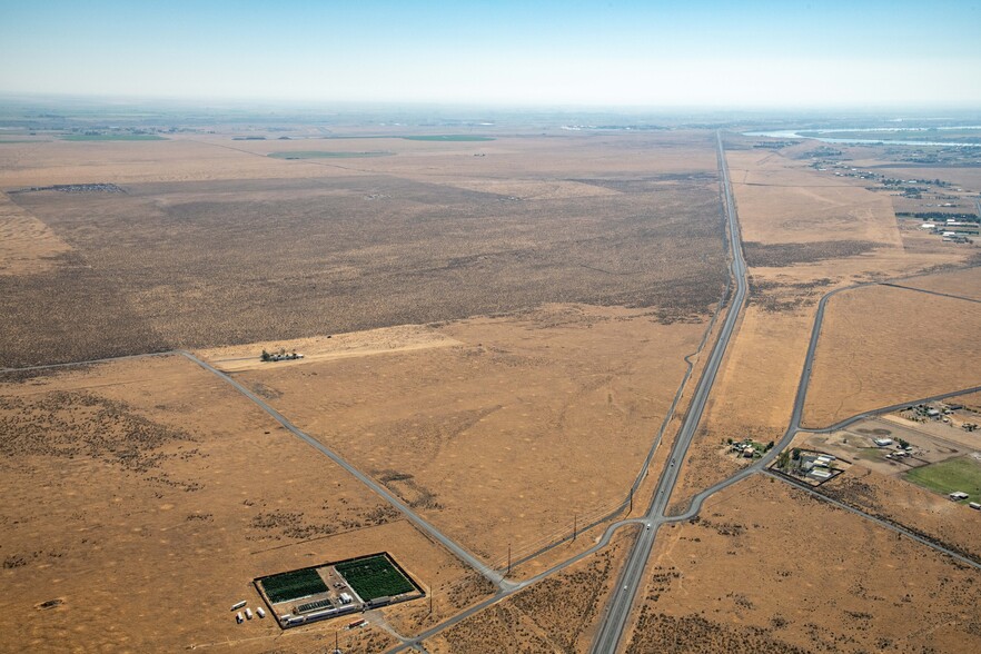 Primary Photo Of Neppell Rd @ Road 11 Northeast, Moses Lake Land For Sale