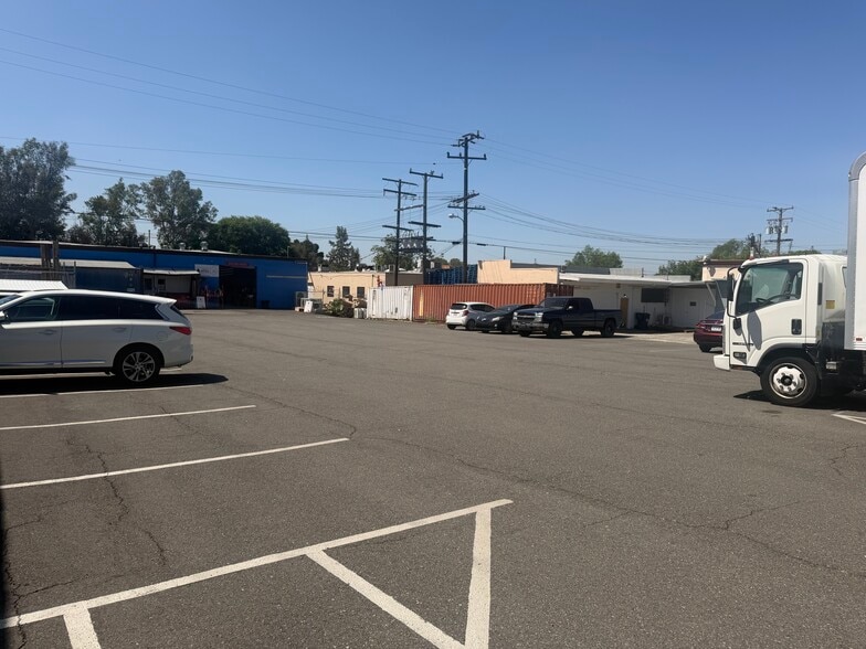 More Photos Of 1703-1711 S California Ave, Monrovia Warehouse For Lease