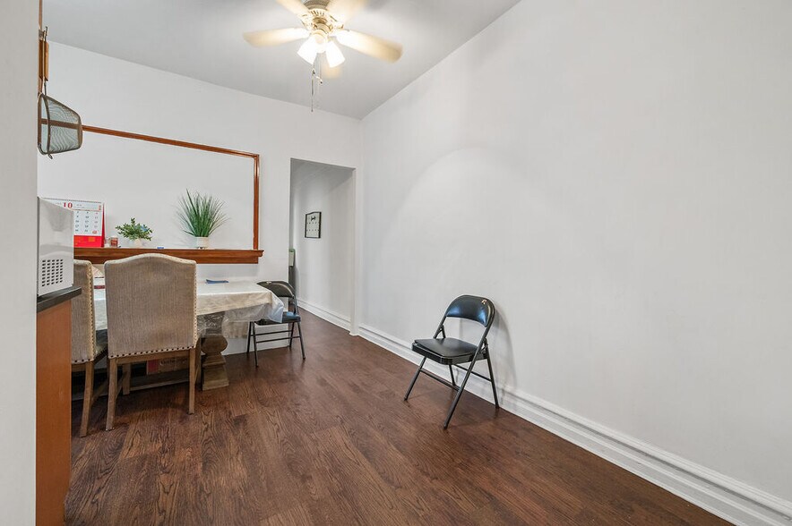 More Photos Of 2337 Bath Ave, Brooklyn Flex For Sale