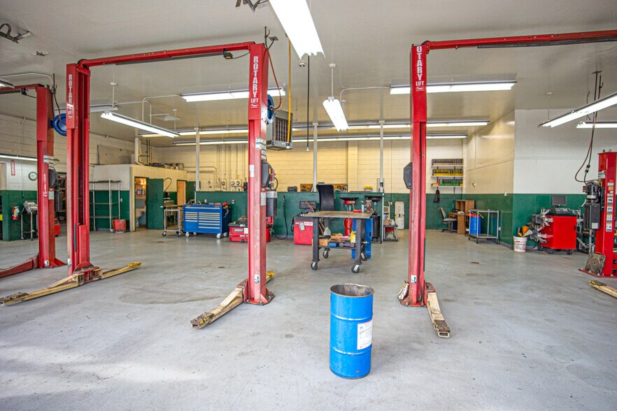 More Photos Of 1931 1st St, Livermore Freestanding For Sale