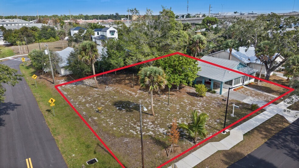 More Photos Of 621 NW Australian St, Stuart Land For Sale