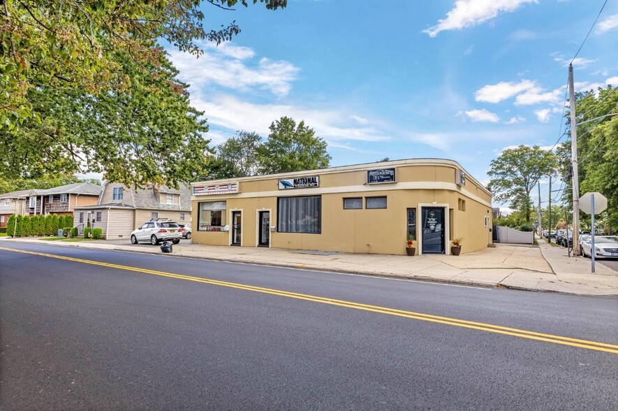 More Photos Of 1097 Tulip Ave, Franklin Square Storefront Retail Office For Lease