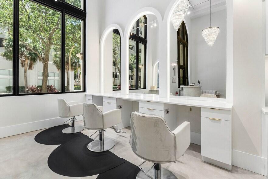 More Photos Of 801 S Olive Ave, West Palm Beach Apartments For Sale