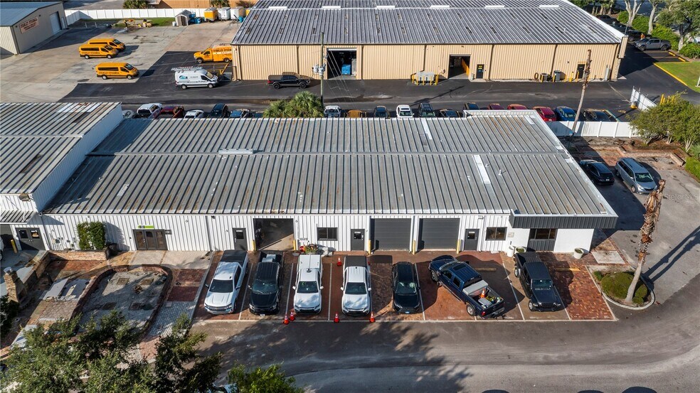 More Photos Of 1733 Benbow Ct, Apopka Warehouse For Lease