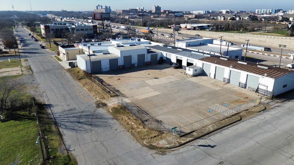 More Photos Of 700 Missouri Ave, Fort Worth Warehouse For Sale