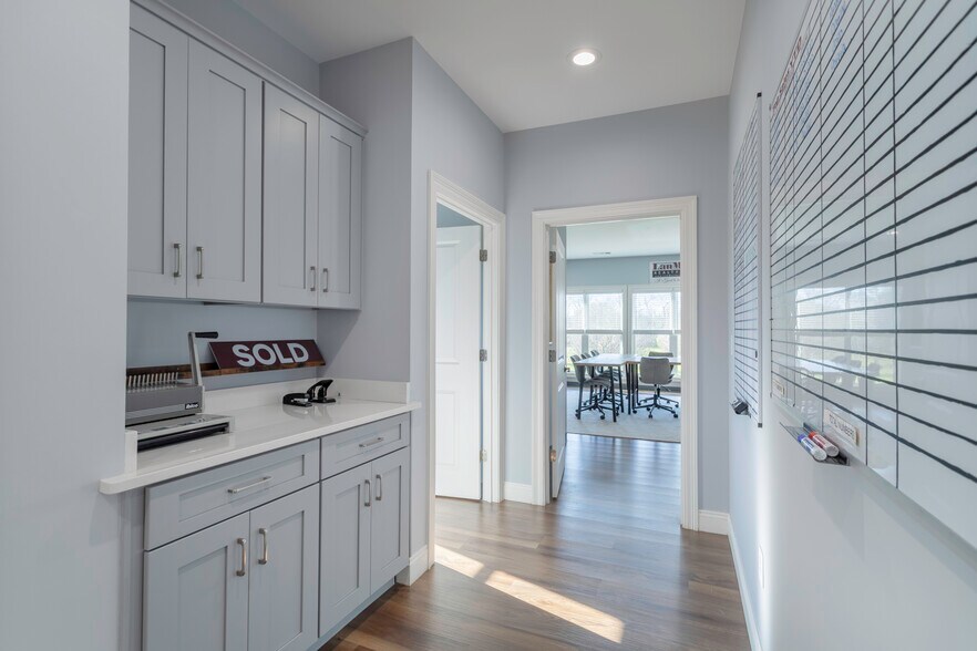 More Photos Of 2356 Alabama River Pky, Millbrook Flex For Sale