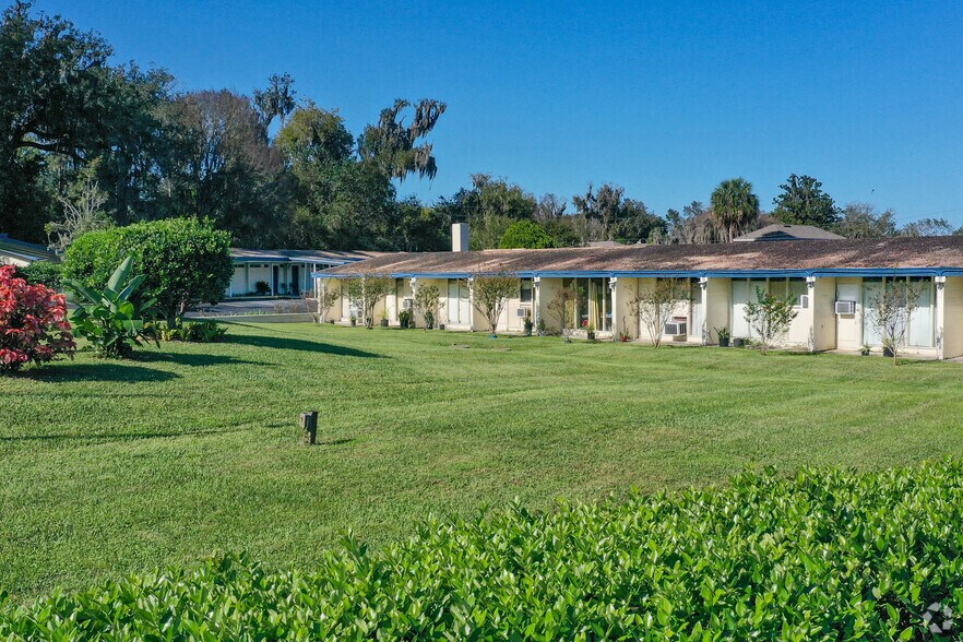 More Photos Of 2900 S Pine Ave, Ocala Hotel For Sale