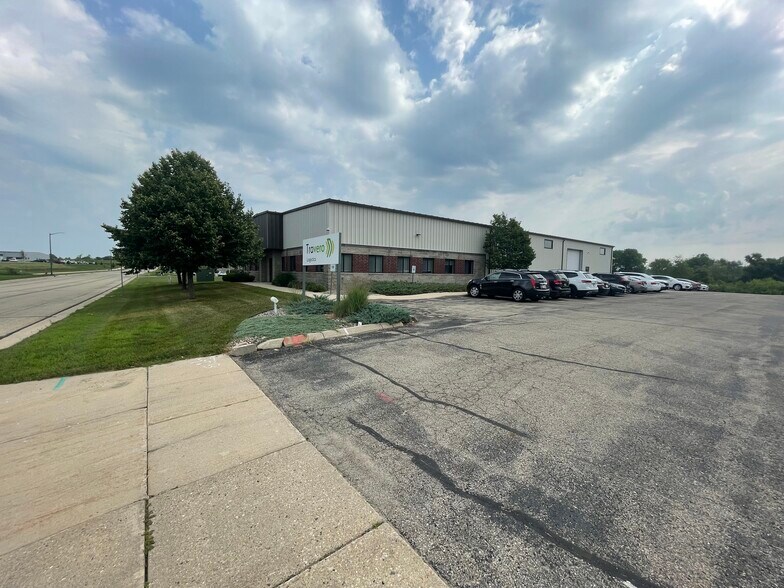 More Photos Of 380 Business Park Cir, Stoughton Warehouse For Lease
