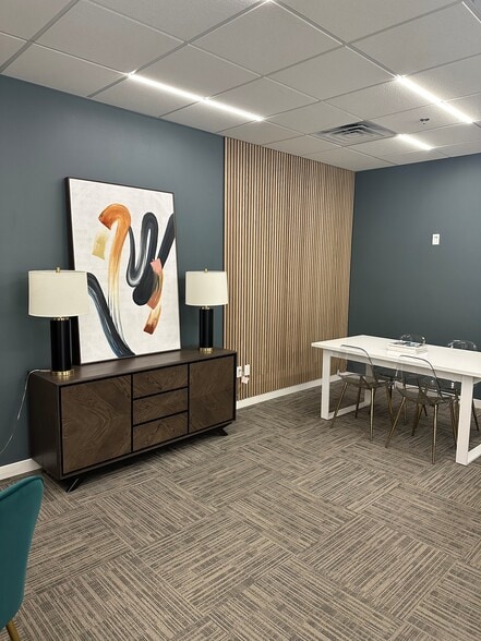 More Photos Of 72120 Magnesia Falls Dr, Rancho Mirage Medical For Lease