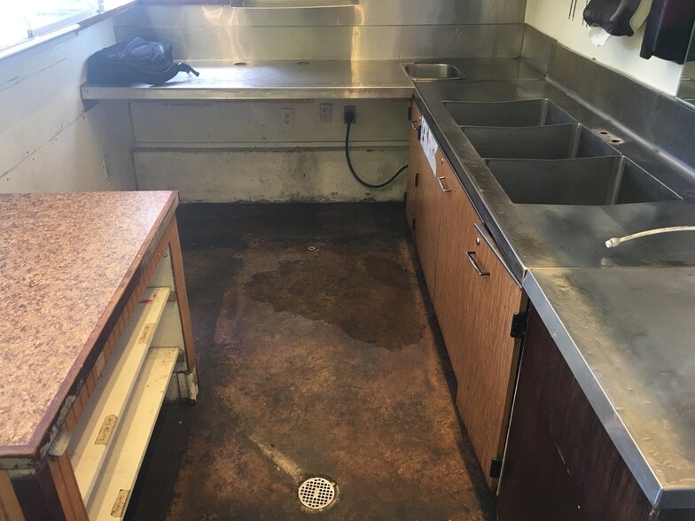 More Photos Of 798 S Van Ness Ave, San Francisco Storefront For Lease