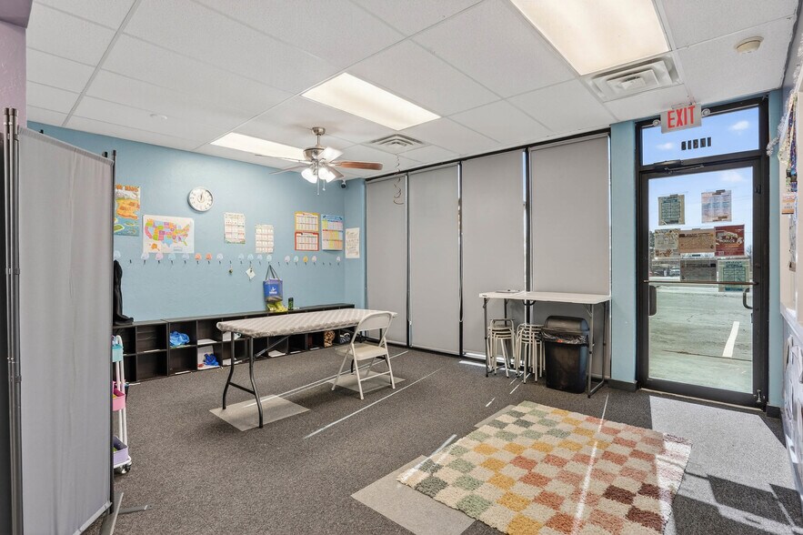 More Photos Of 17311 NE 23rd St, Choctaw Office For Sale