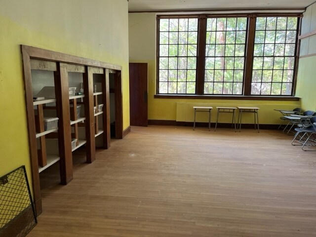 More Photos Of 668-672 Hale St, Beverly Schools For Lease