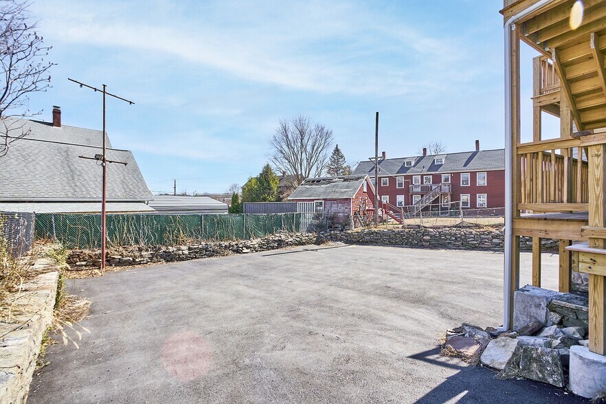 More Photos Of 8 Village St, Dudley Apartments For Sale