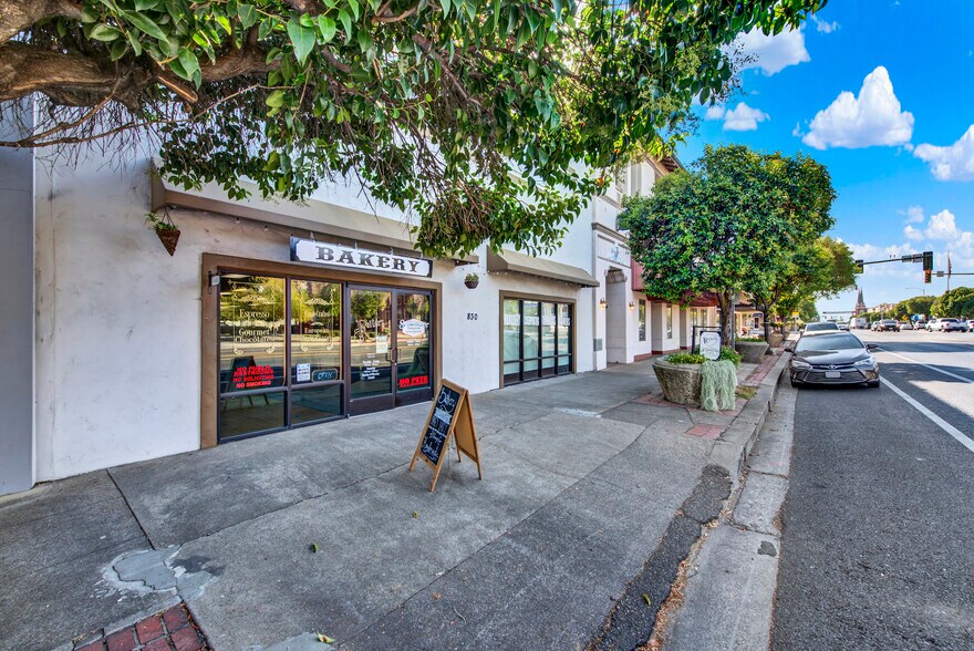 More Photos Of 830 Main St, Red Bluff Freestanding For Sale