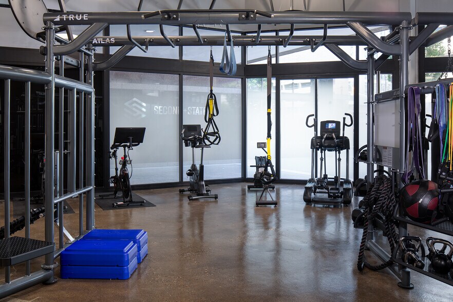 More Photos Of 215 S State St, Salt Lake City Office For Lease