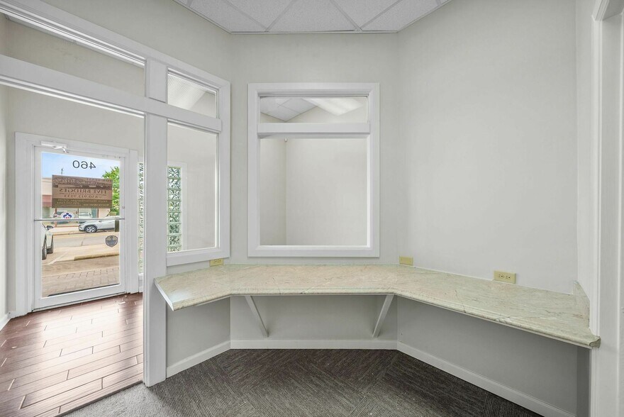 More Photos Of 460 Grace Ave, Panama City Office For Lease