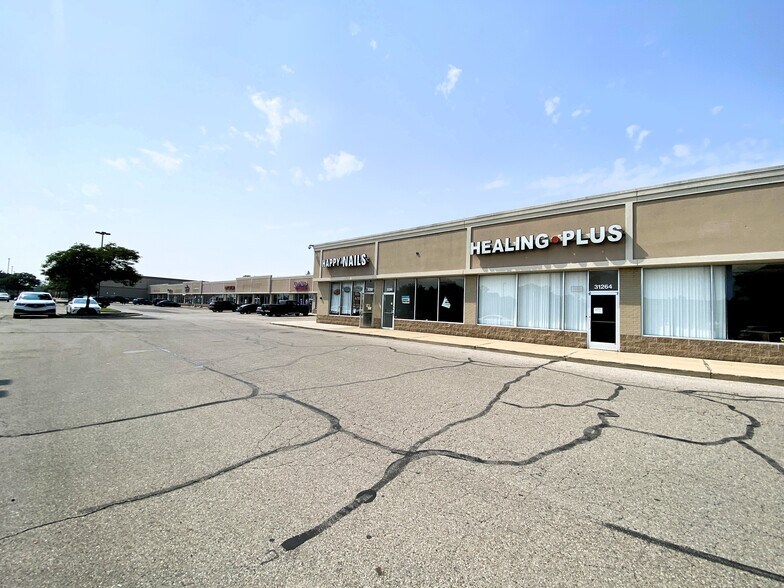 More Photos Of 31200-31350 Michigan Ave, Westland Unknown For Lease