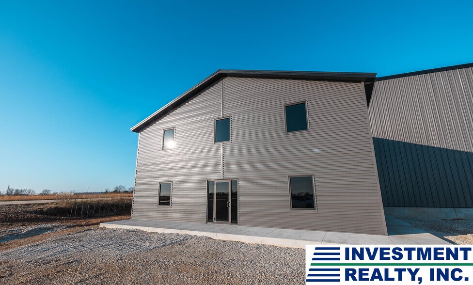 More Photos Of 405 Matlock Dr, Saint James Industrial For Lease