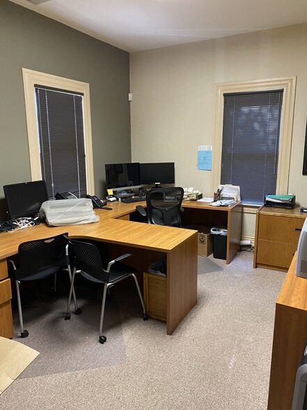 More Photos Of 1318 Chorro St, San Luis Obispo Office For Lease