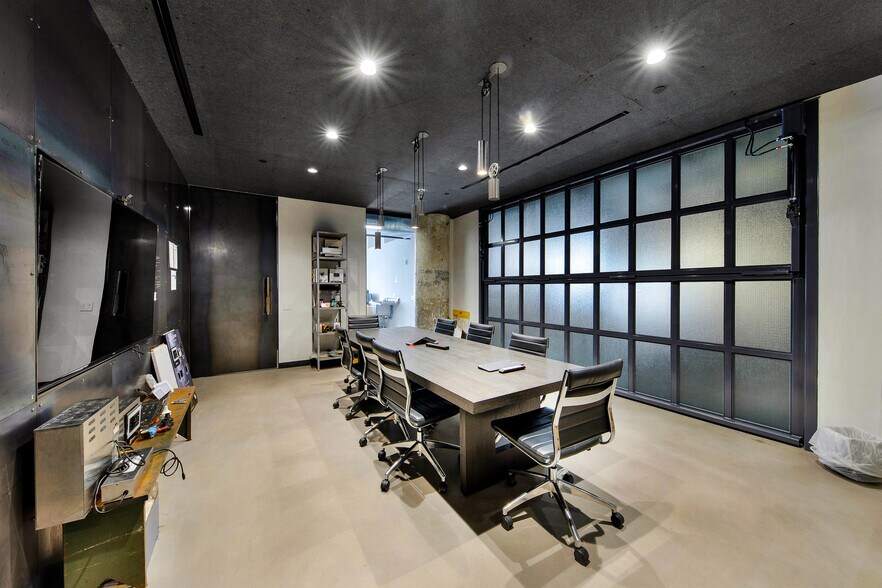More Photos Of 4320 34th St, Long Island City Manufacturing For Sale