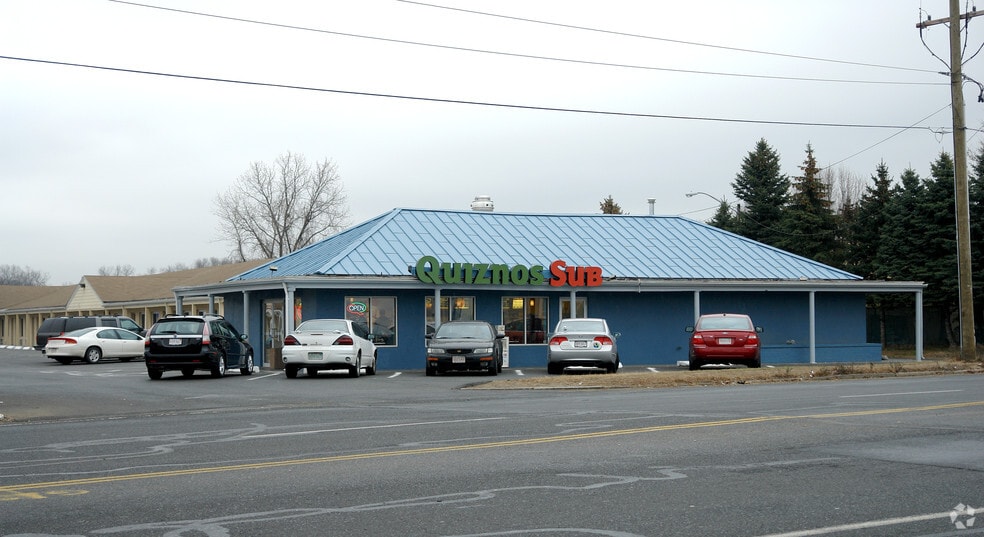 Primary Photo Of 1356 Boston Rd, Springfield Fast Food For Lease
