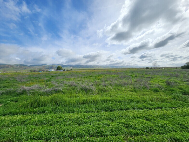 More Photos Of 0 Asilomar Trail, Santa Margarita Land For Sale