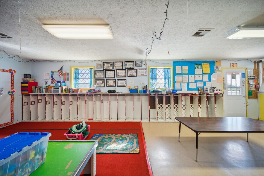 More Photos Of 235 Pine St, Oologah Daycare Center For Sale