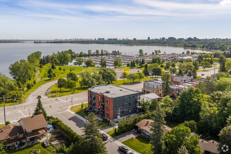 More Photos Of 3 Bedale Dr, Ottawa Apartments For Sale