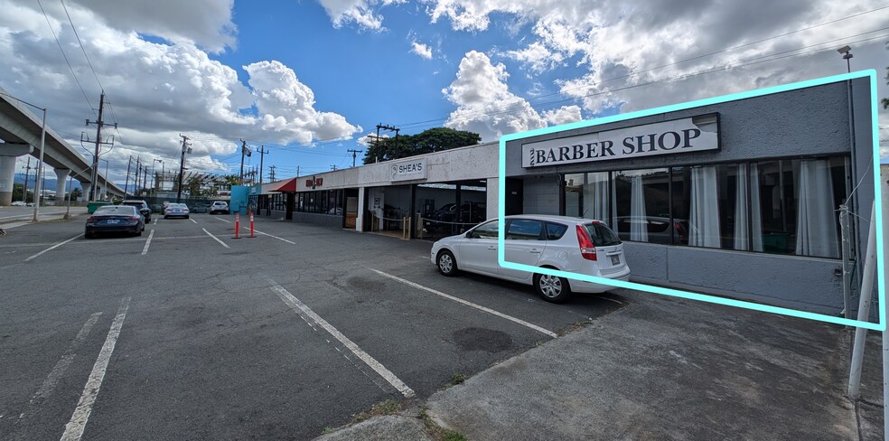 More Photos Of 593 Kamehameha Hwy, Pearl City Storefront Retail Office For Lease