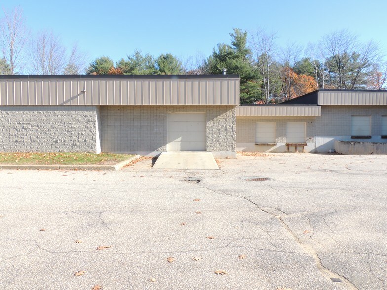 More Photos Of 14 Lexington Dr, Laconia Light Manufacturing For Lease