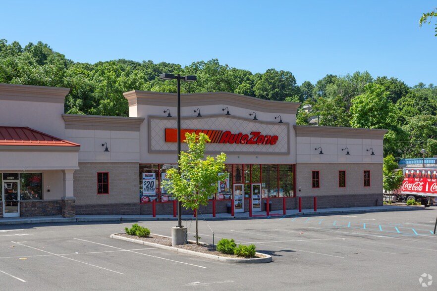 More Photos Of 1721 Main St, Peekskill Auto Repair For Sale