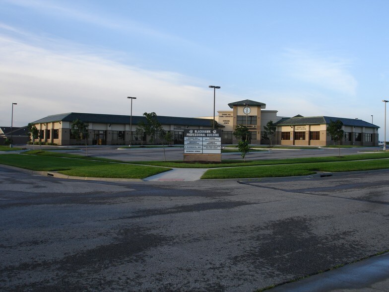 More Photos Of 22450 S Harrison St, Spring Hill Medical For Lease