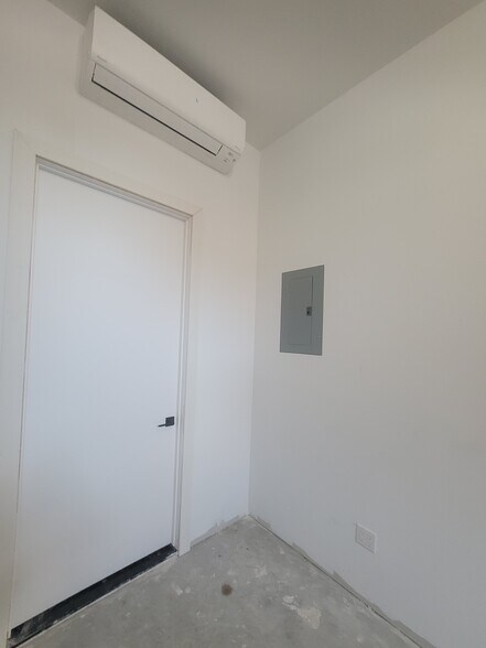 More Photos Of 483 Willis Ave, Bronx Apartments For Lease