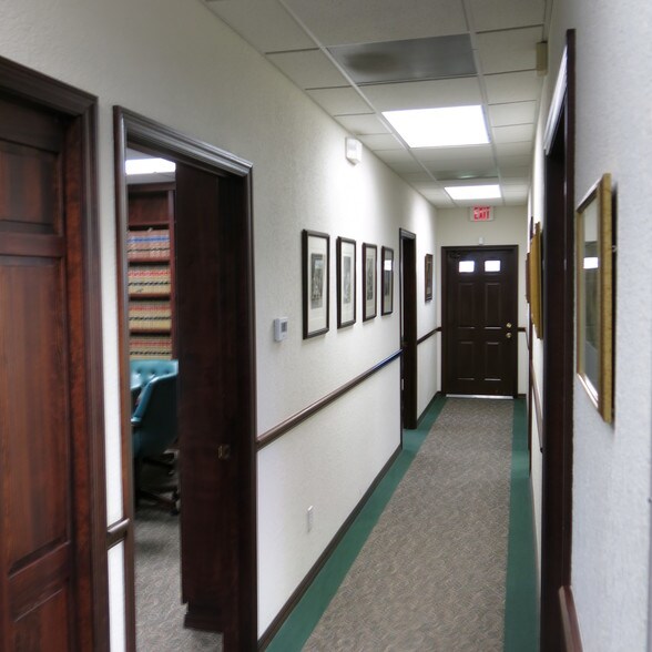 More Photos Of 107 E Church St, Deland Loft Creative Space For Sale