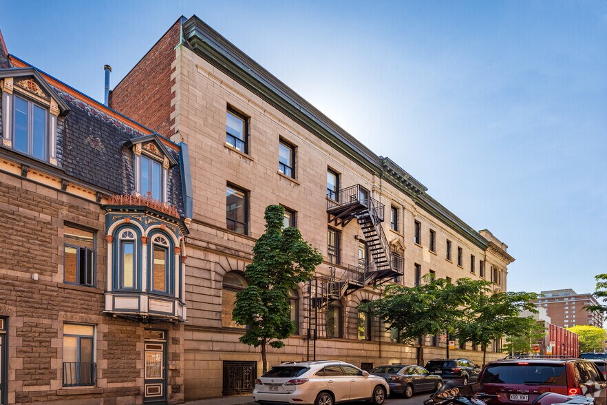 More Photos Of 934-936 Rue Sainte-Catherine E, Montréal Loft Creative Space For Lease