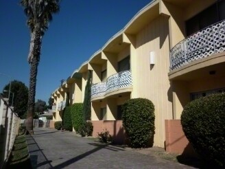 More Photos Of 6956 Kester Ave, Van Nuys Apartments For Sale