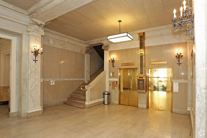 More Photos Of 135 W Wells St, Milwaukee Coworking Space