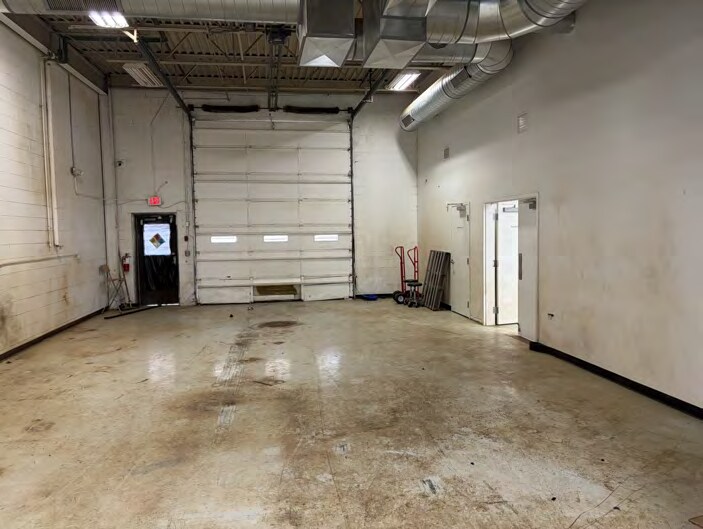 More Photos Of 850 Ladd Rd, Walled Lake Warehouse For Sale