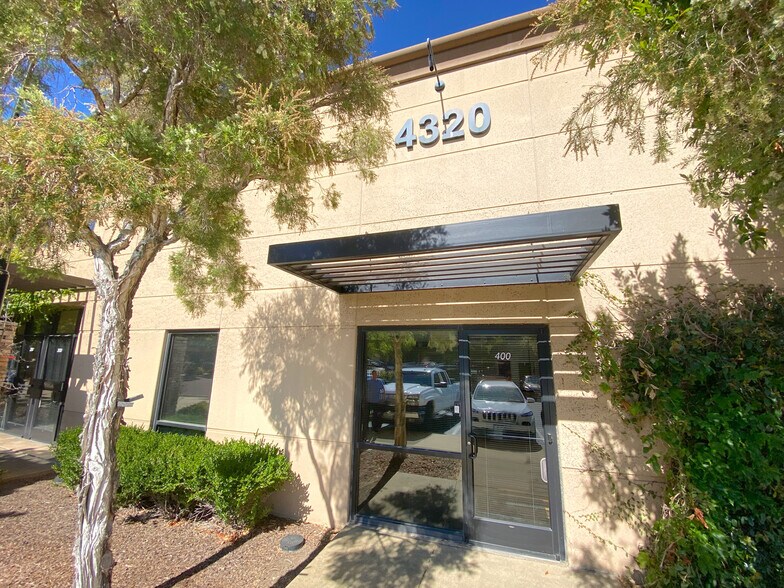 More Photos Of 4320 Redwood Hwy, San Rafael Warehouse For Sale